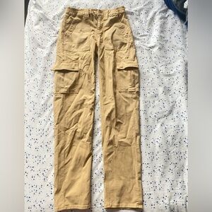 WORN ONCE! Women’s American eagle straight leg pants. In great condition.